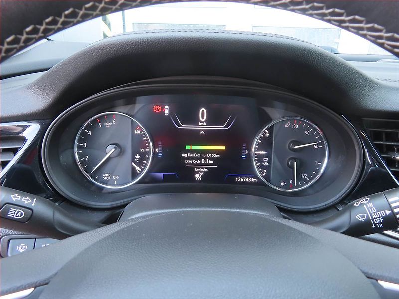 Opel Insignia (2019) 2.0 CDTI, 4X4, Navi, Tempomat - fotka 11 z 22