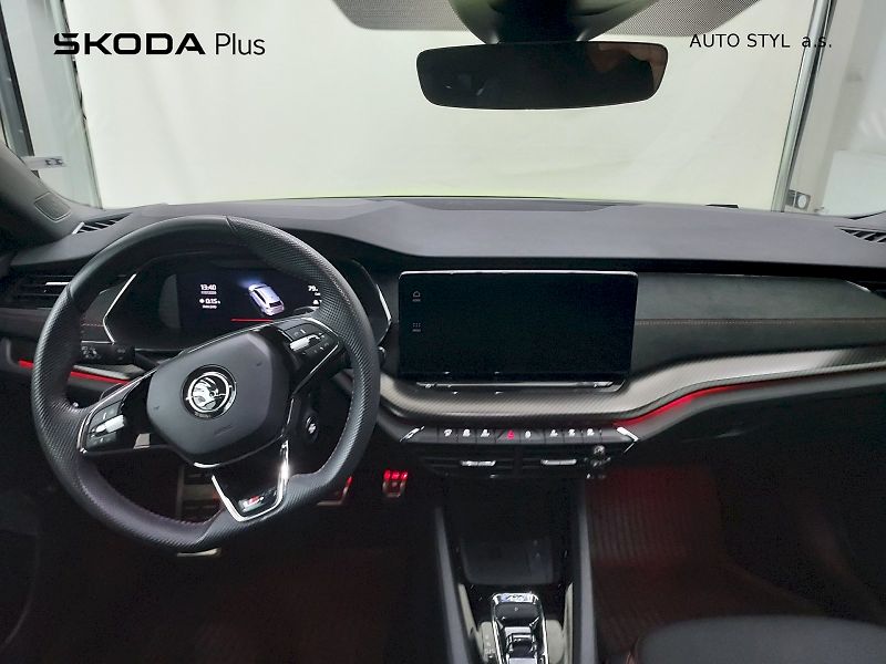 Škoda Octavia (2022) COM RS TDI 147/2.0 A7A - fotka 5 z 33