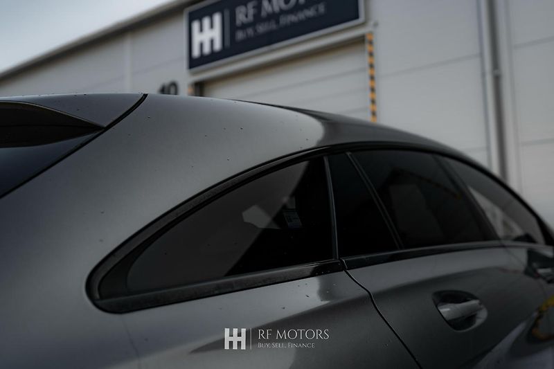 Mercedes-Benz CLA (2018) 220d SB 4Matic AMG - fotka 17 z 49
