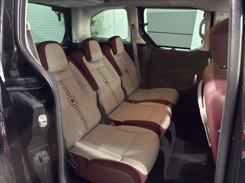 Citroën Berlingo 1,6   i MULTISPACE WEBASTO - fotka 19 z 29