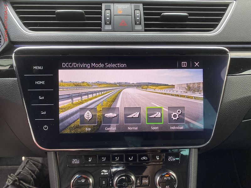 Škoda Superb (2018) 2.0 TSI 4x4, L&K, DSG, TZ - fotka 19 z 19