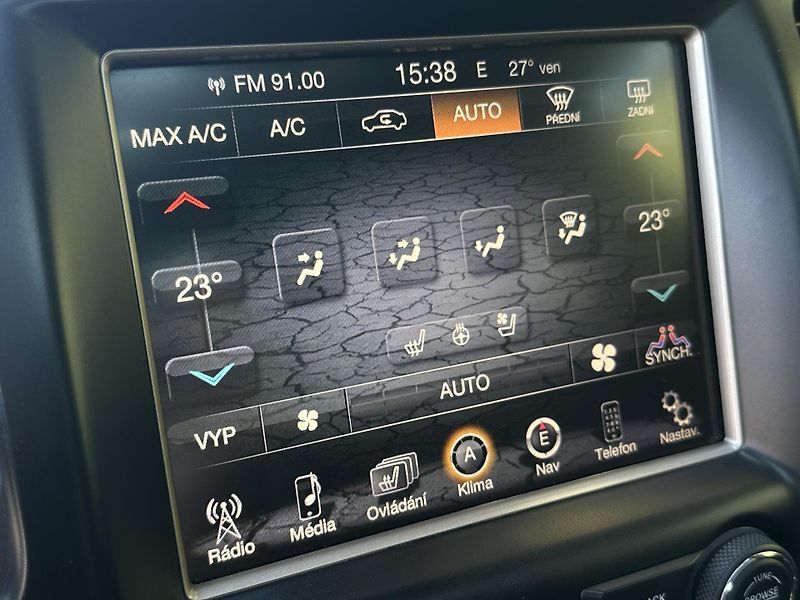 Jeep Grand Cherokee (2015) 3.0CRD/184KW *SUMMIT* H&K *TZ - fotka 18 z 46