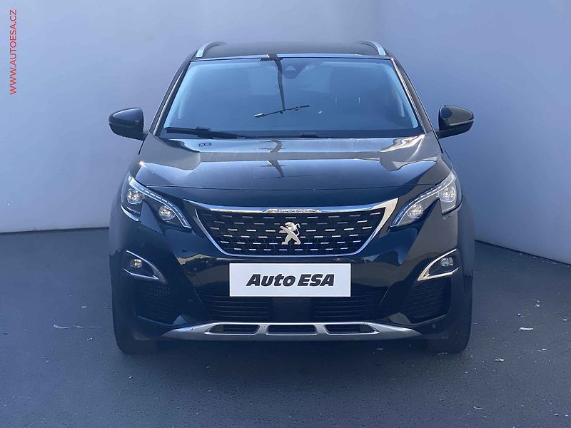 Peugeot 5008 (2020) 1.5 HDi, Allure - fotka 2 z 16