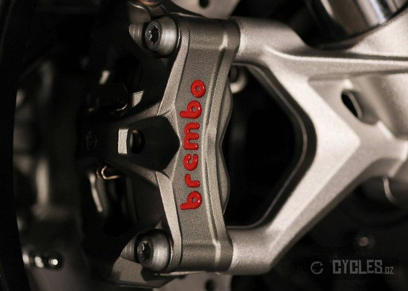 QJ Motor (2026) SRK 921 RR - fotka 18 z 27