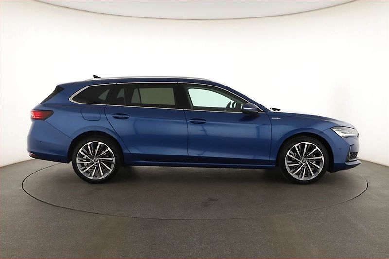 Škoda Superb (2025) 2.0 TDI - fotka 6 z 20