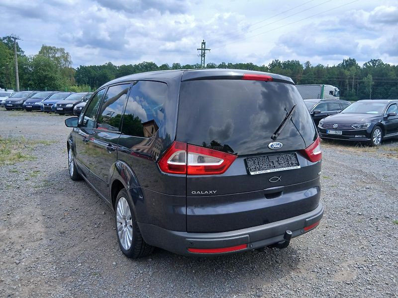 Ford Galaxy 2.0 TDCI, tažné, klima - fotka 12 z 35