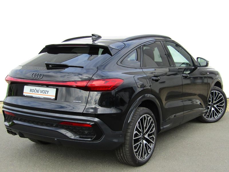 Audi Q5 (2025) 2,0 TDI quattro - fotka 2 z 30
