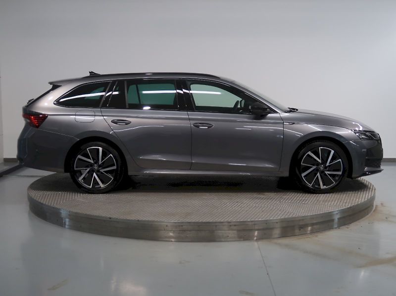 Škoda Octavia (2025) SPORTLINE 2.0TDI 110KW DSG CAN - fotka 8 z 43