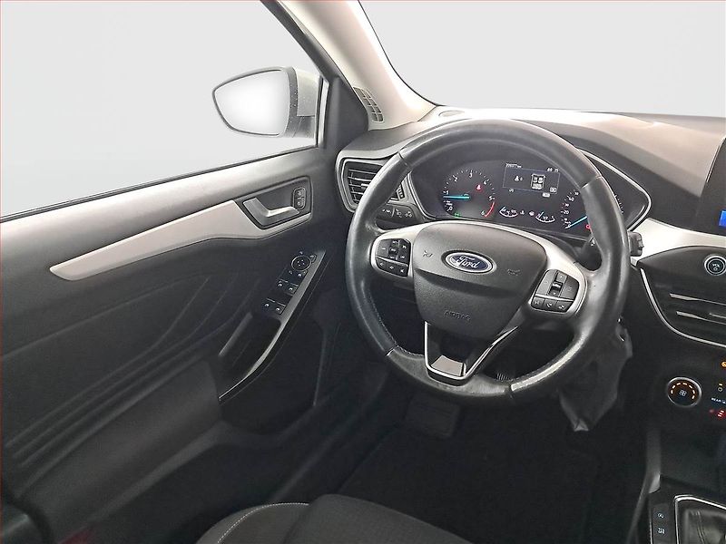 Ford Focus (2019) 1.5 EcoBlue, Navi, Tempomat - fotka 7 z 19