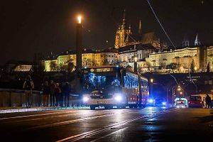 Vánoční flotila pražského dopravního podniku.
