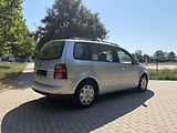 Volkswagen Touran 1.6 75kw Trendline 7 míst - náhled 8
