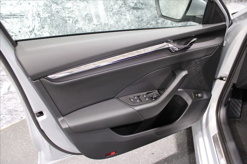 Škoda Octavia 1,4 TSI iV Style 1. majitel CZ - fotka 8 z 34