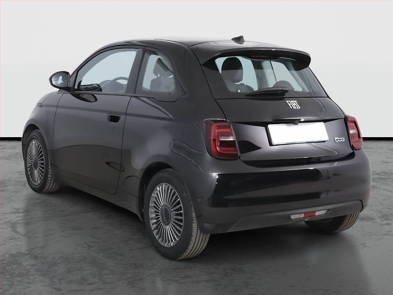 Fiat 500e (2021) 42 kWh, SoH 92%, Automat - fotka 4 z 20