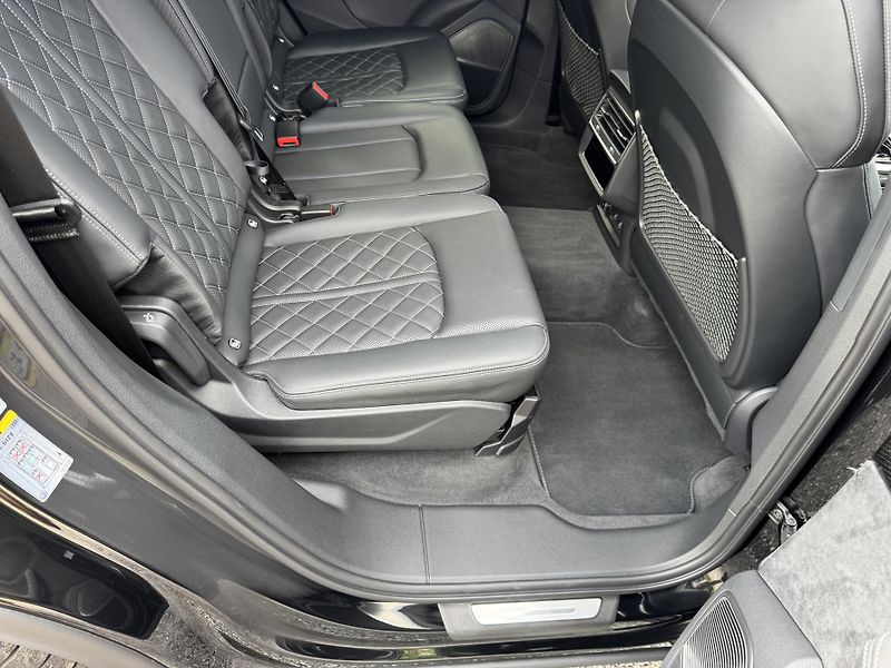 Audi SQ7 SQ7,373kw,7míst,ČR-1.maj. - fotka 21 z 51
