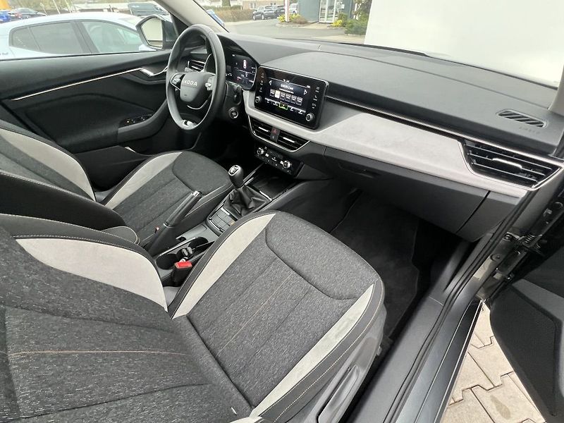 Škoda Kamiq Top Selection 1.0 TSI 85 kW - fotka 19 z 30
