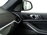 BMW X5 xDrive40i - náhled 16