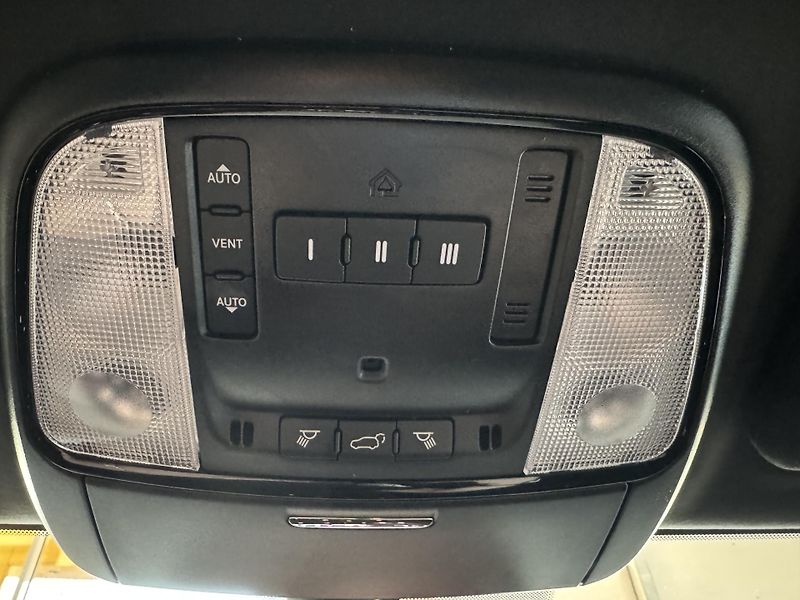 Dodge Durango 5,7 HEMI R/T PREMIUM LPG PRINS - fotka 41 z 47