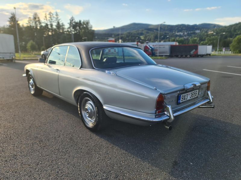 Jaguar XJ6 (1975)  4.2 C (Coupé) SERIE II AUTOMA - fotka 7 z 53