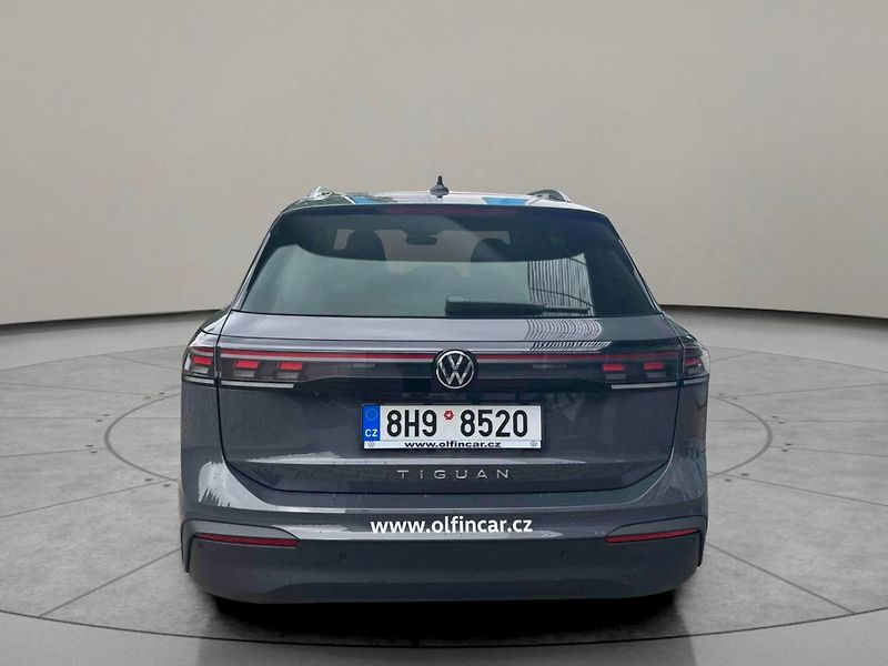 Volkswagen Tiguan People - fotka 3 z 8