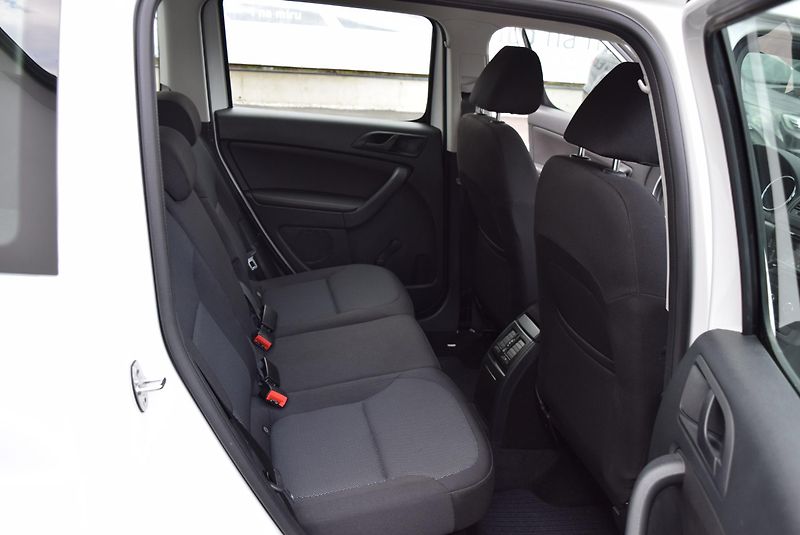 Škoda Yeti (2017) 1.2TSI 81kw ACTIVE OPS KLIMA  - fotka 35 z 41