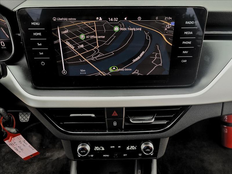 Škoda Kamiq 1,0 TSI,TFT,NAVI,VÝHŘEV,KLIMA - fotka 28 z 50