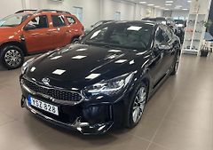 Kia Stinger 2.2 CRDI AWD GT Bílý in. HuD  - fotografie inzerátu