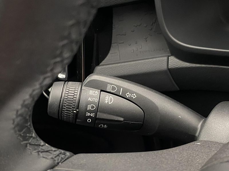 Volvo XC40 PURE ELECTRIC RECHARGE PLUS CZ - fotka 22 z 52