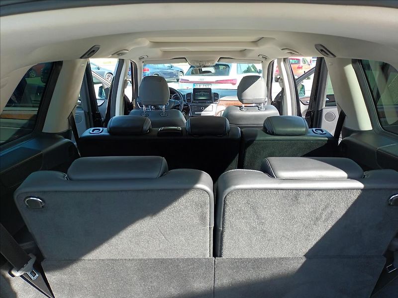 Mercedes-Benz GLS 3,0 350 d 4MATIC,DPH,TAŽNÉ - fotka 18 z 51