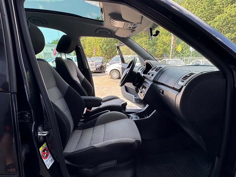 Škoda Roomster (2009) 1.4 16V - fotka 16 z 42