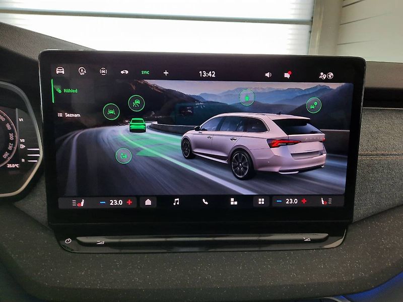 Škoda Octavia (2024) Combi Selection 2.0 TDI (110kW - fotka 17 z 27