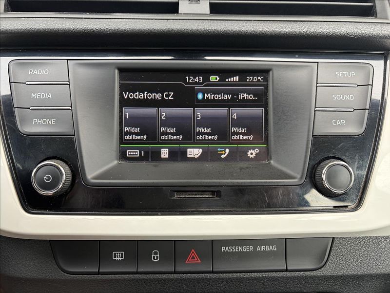 Škoda Fabia 1,2 TSi  Serviska,Senzory,AC - fotka 18 z 42
