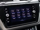 Volkswagen Touran 1,5 TSI 110kW DSG Matrix DPH - náhled 22