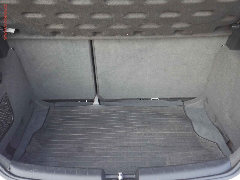 Seat Leon (2010) 1.2 TSi, ČR, Reference - fotka 7 z 14