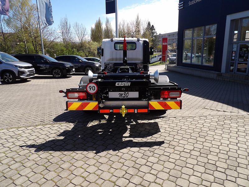 Isuzu M30 (2026) 7,5t 3,0L 150k A/T hák. nosič - fotka 8 z 44