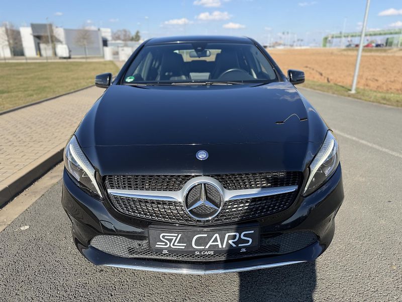 Mercedes-Benz Třídy A 180i SPORT LED NAVI SERVISKA - fotka 8 z 37