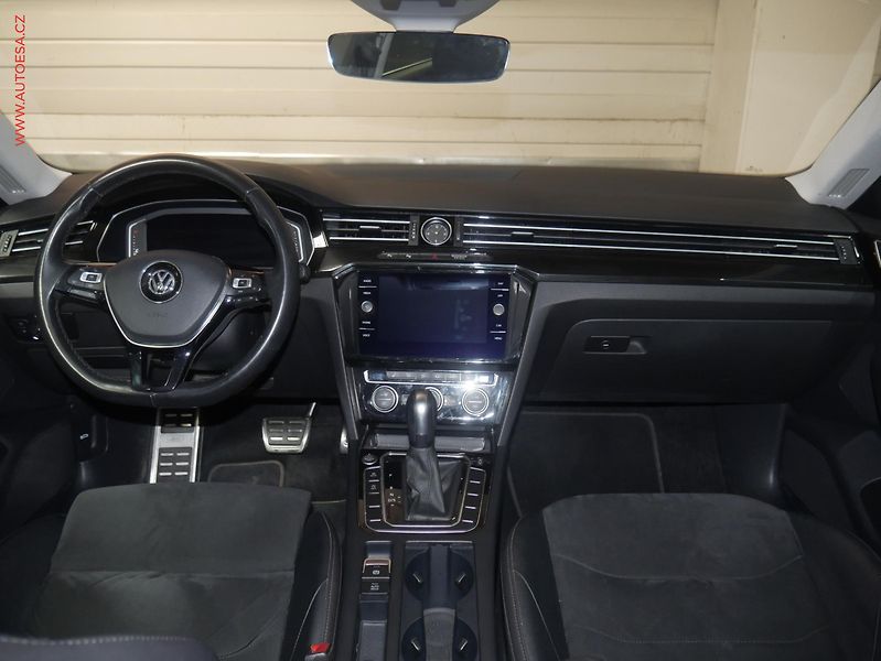 Volkswagen Arteon (2020) 2.0 TSi 4x4, 1.maj,ČR - fotka 8 z 18
