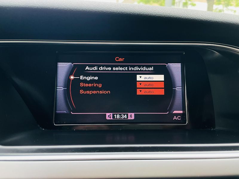 Audi A4 3.0TDI QUATTRO VÝHŘEV SERVISKA - fotka 36 z 41