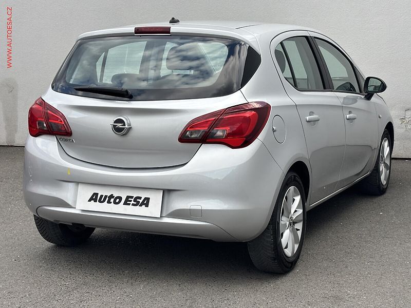 Opel Corsa (2016) 1.4i, Selection, AC - fotka 4 z 15
