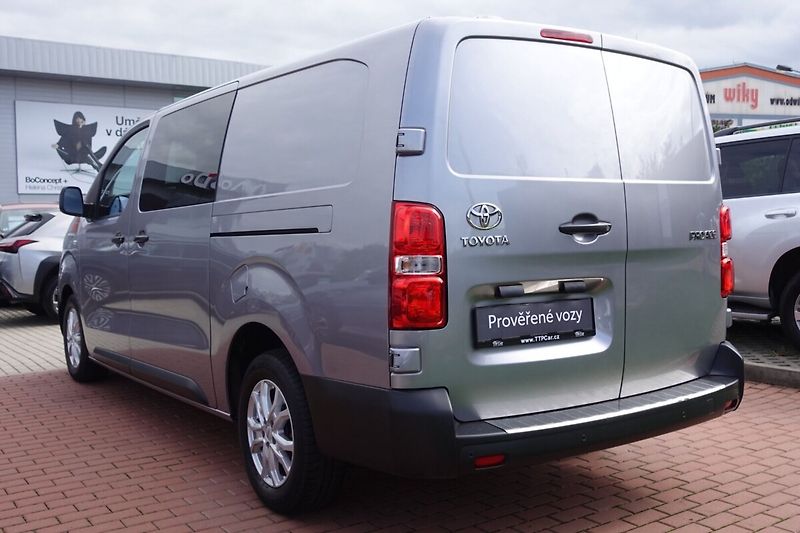 Toyota ProAce 2.0D-4D 180 8AT L2 CrewCab Mul - fotka 6 z 30