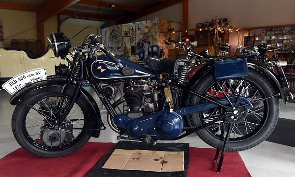Motocykl JKB 450 si můžete prohlédnout jen v kopřivnickém muzeu.