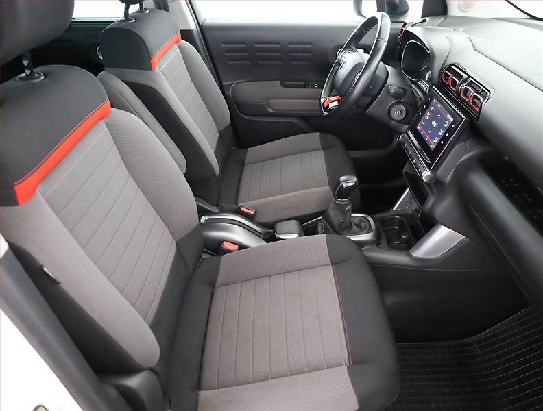 Citroën C3 Aircross (2018) 1.2 PureTech, Serv.kniha, Navi - fotka 7 z 18