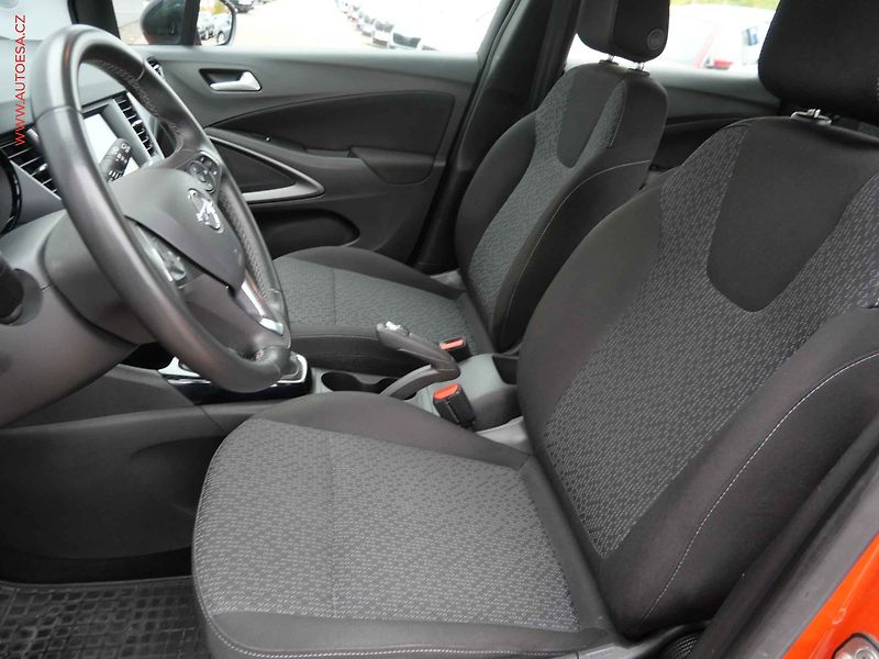 Opel Crossland (2021) 1.2PT, ČR, AC, LED, park - fotka 9 z 24