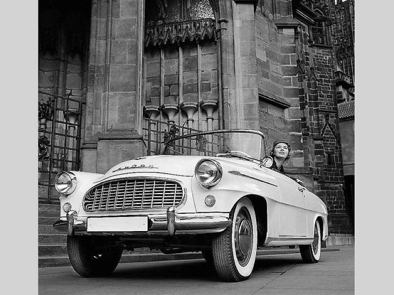 Škoda 445.