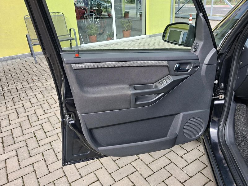 Opel Meriva (2009) 1,6i AUTOMAT  VYHŘ.SEDAČKY - fotka 12 z 33