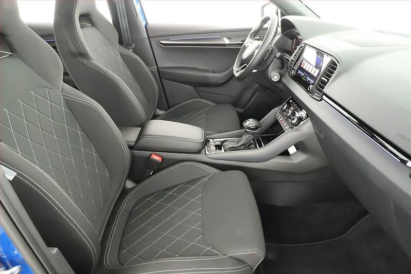 Škoda Karoq (2025) 1.5 TSI, Sportline, Navigace - fotka 7 z 20