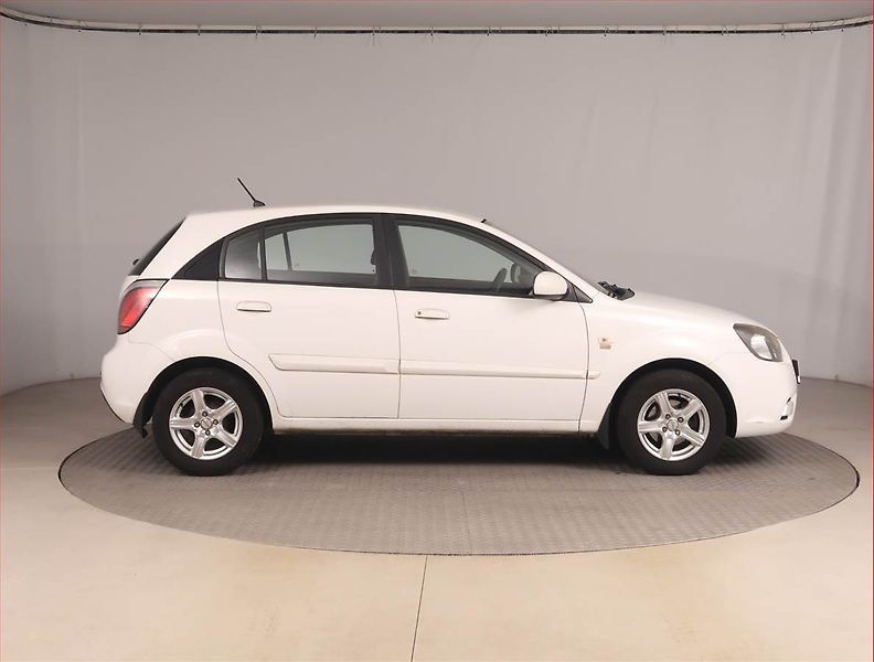 Kia Rio (2011) 1.4 16V, jezdí výborně - fotka 6 z 15