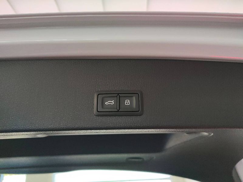Audi Q2 (2017) 35 TDI (110kW/150k) S tronic, - fotka 23 z 27