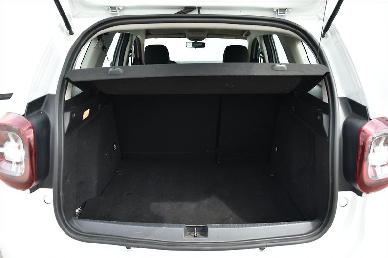 Dacia Duster 1.0TCe 74kW SERVIS. KN. DPH ČR - fotka 12 z 22