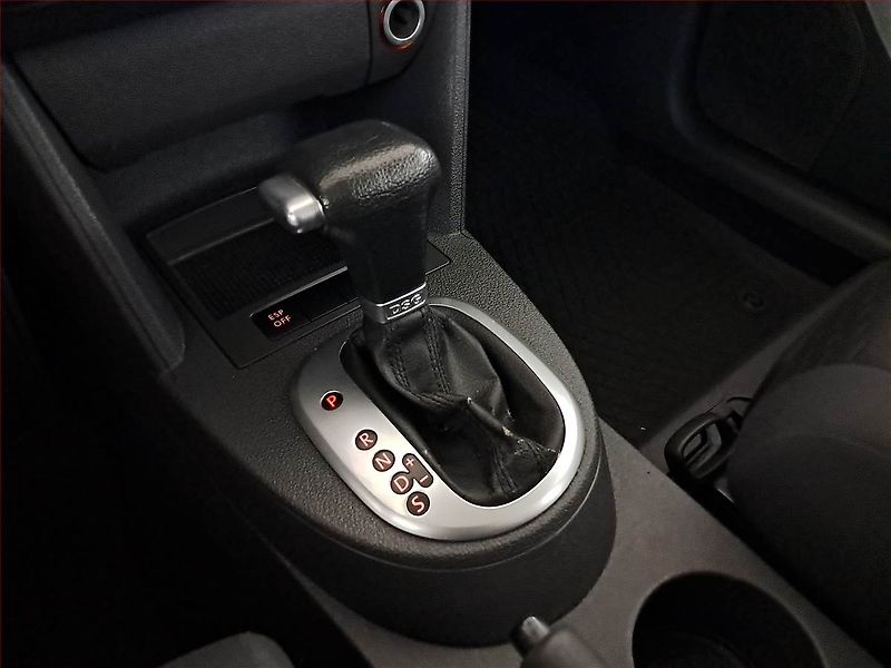 Volkswagen Touran (2006) 1.9 TDI, Automat, 7 míst - fotka 13 z 18