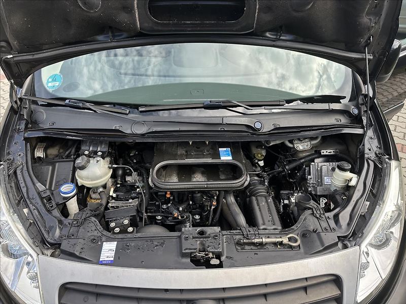 Fiat Scudo 2,0 JTD 8.MÍST - fotka 11 z 28
